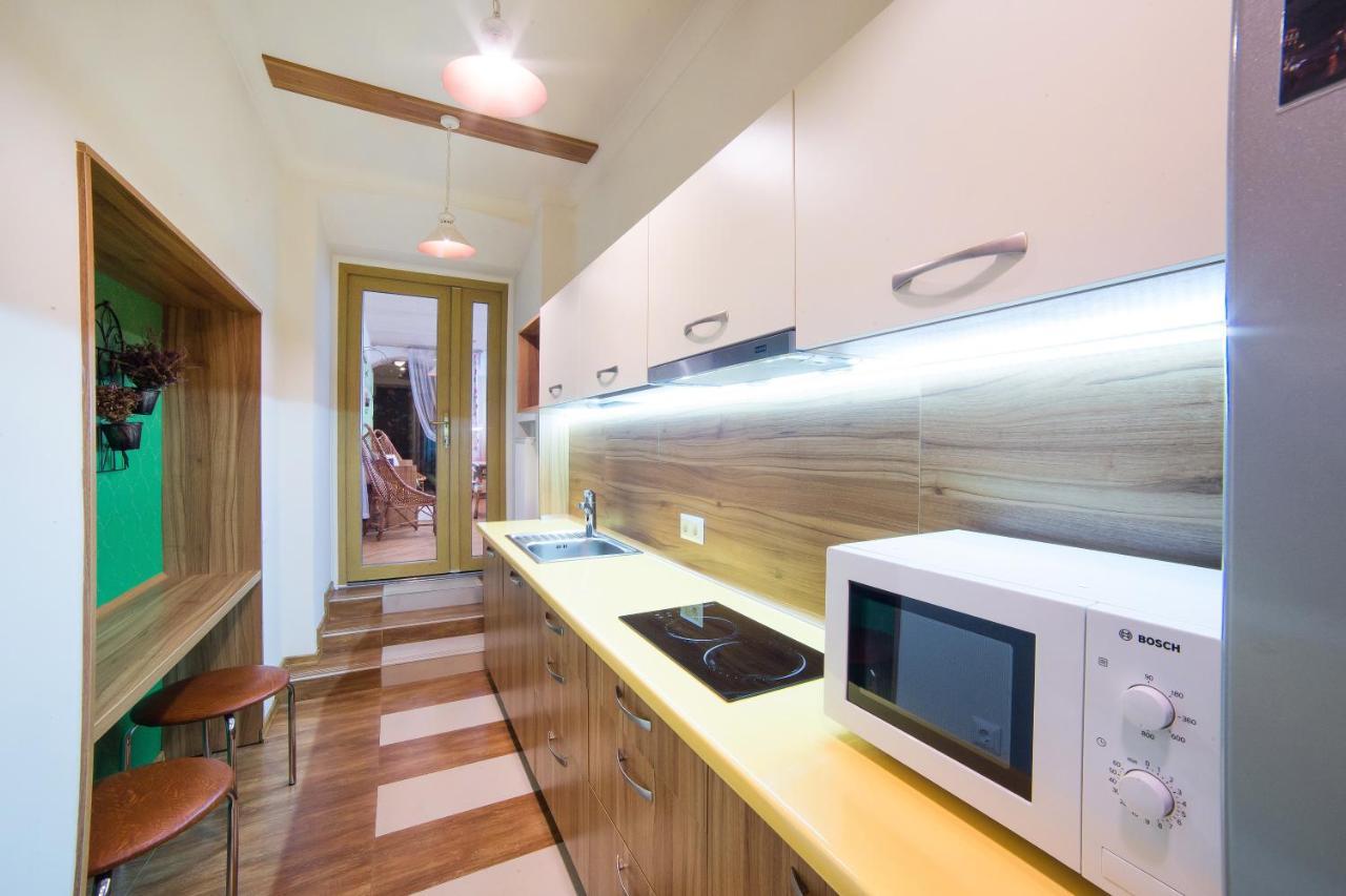 Apart Hotel On Rynok Square Lviv Ngoại thất bức ảnh