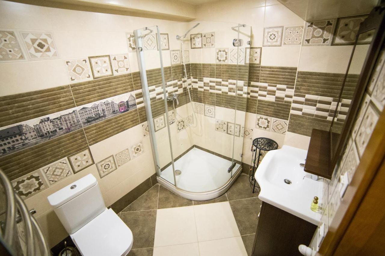 Apart Hotel On Rynok Square Lviv Ngoại thất bức ảnh