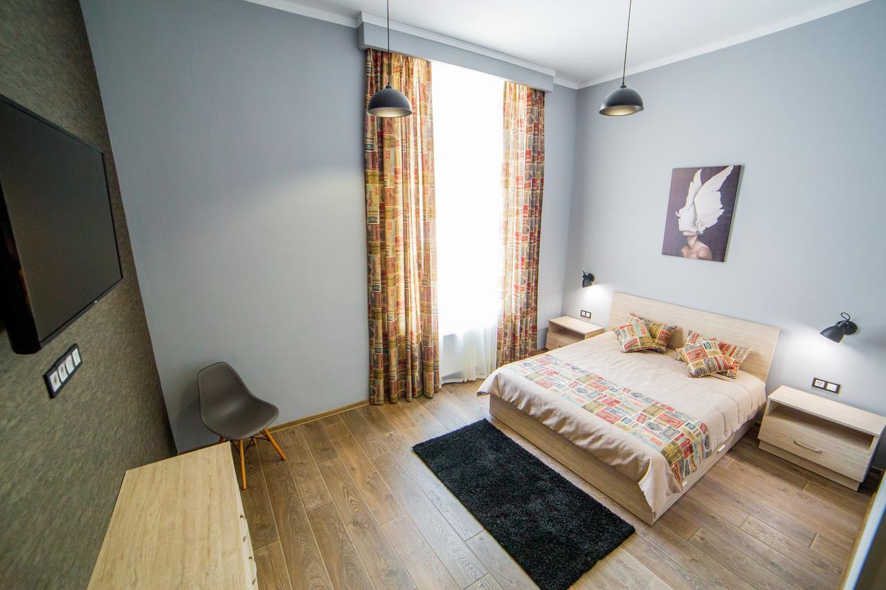 Apart Hotel On Rynok Square Lviv Ngoại thất bức ảnh