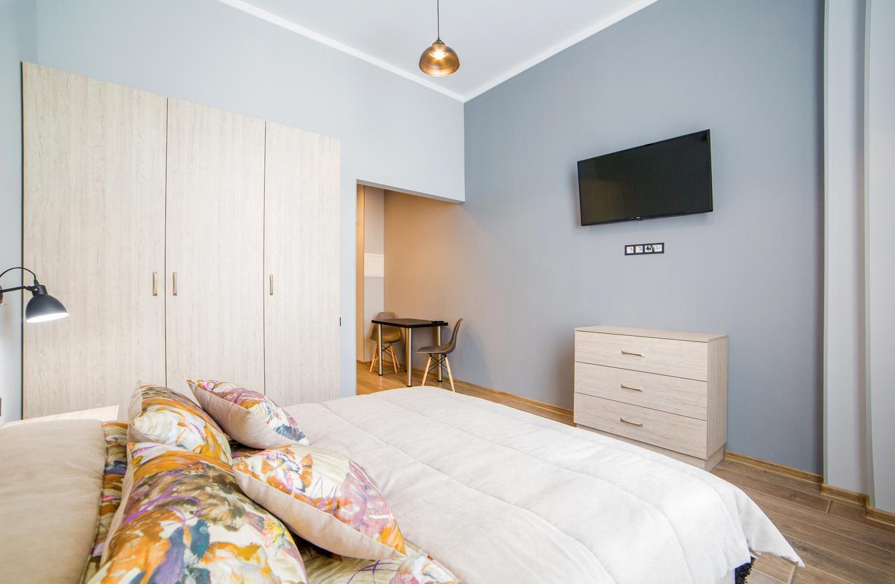 Apart Hotel On Rynok Square Lviv Ngoại thất bức ảnh