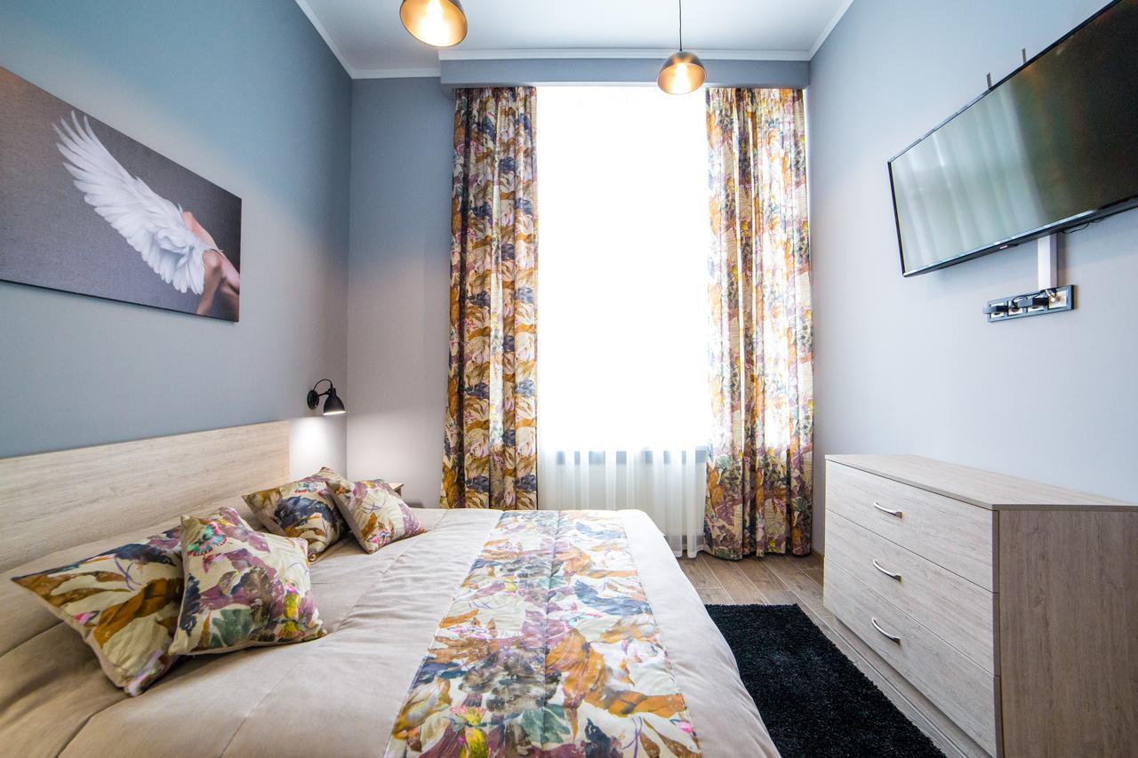 Apart Hotel On Rynok Square Lviv Ngoại thất bức ảnh