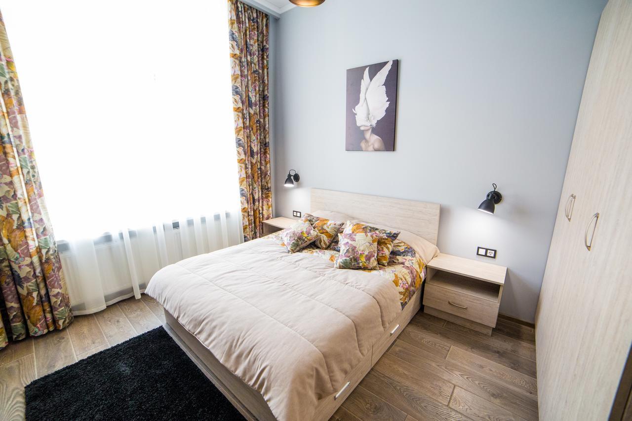 Apart Hotel On Rynok Square Lviv Ngoại thất bức ảnh