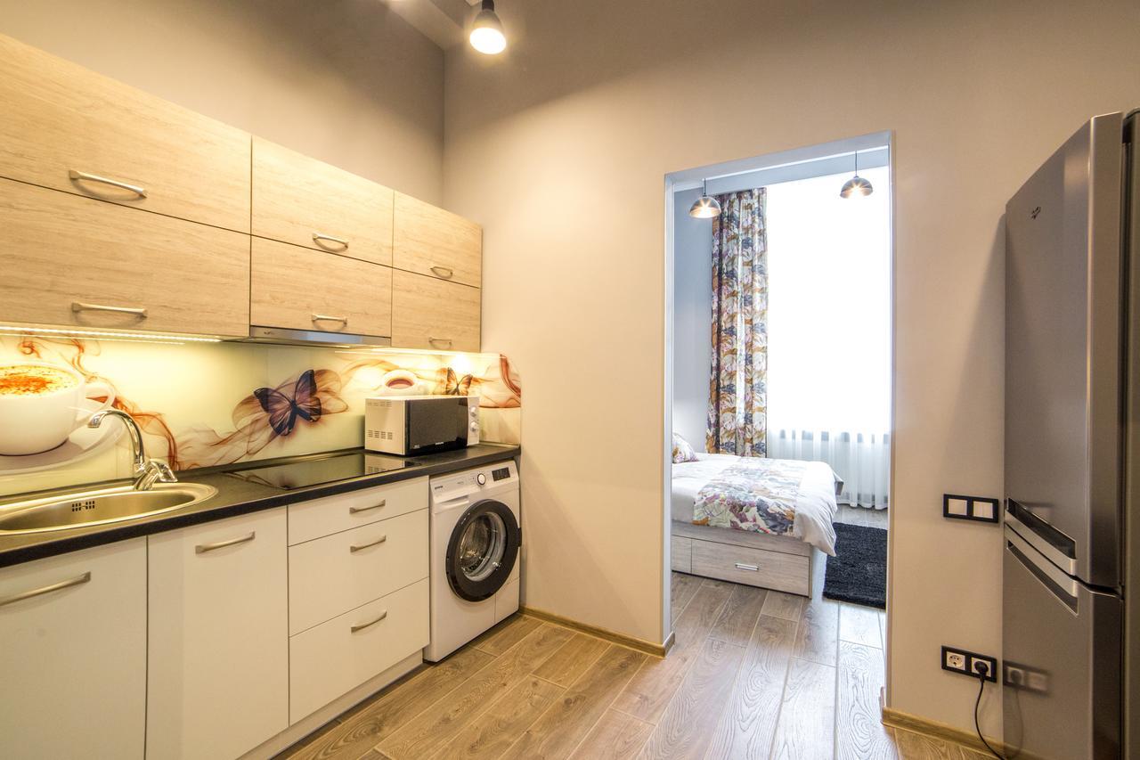 Apart Hotel On Rynok Square Lviv Ngoại thất bức ảnh