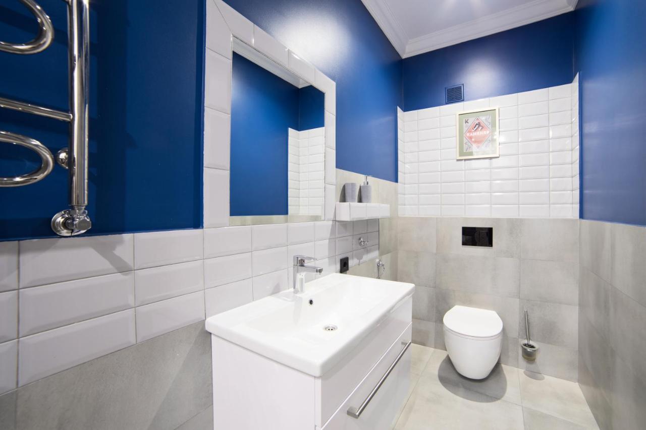 Apart Hotel On Rynok Square Lviv Ngoại thất bức ảnh