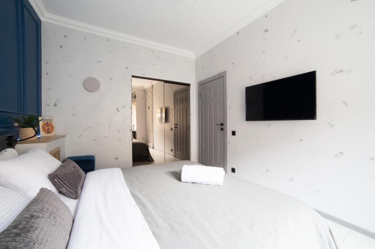 Apart Hotel On Rynok Square Lviv Ngoại thất bức ảnh